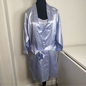 Vintage Gloria Vanderbilt Intimates | 2-Pc lilac Satin Chemise(l) & Robe(m) Set